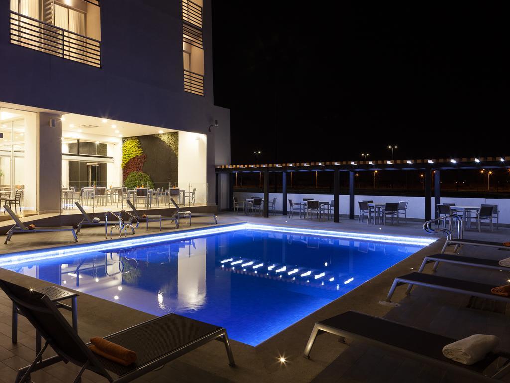 Yes Nuevo Hotel
