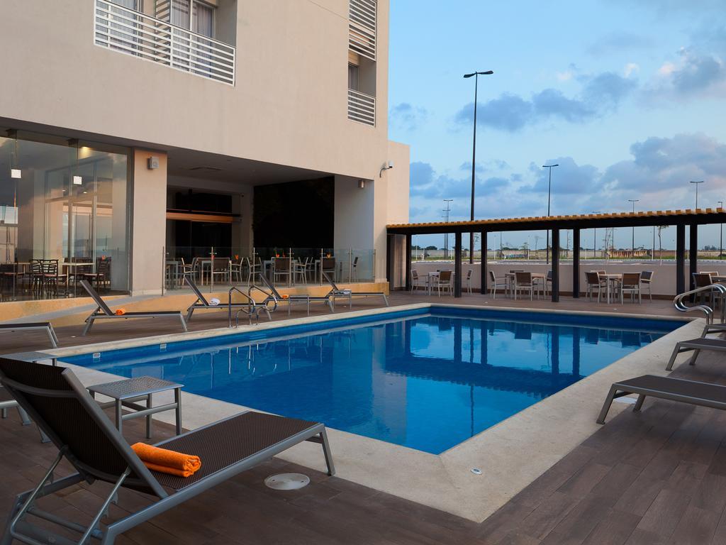 Hotel Yes Nuevo 4*