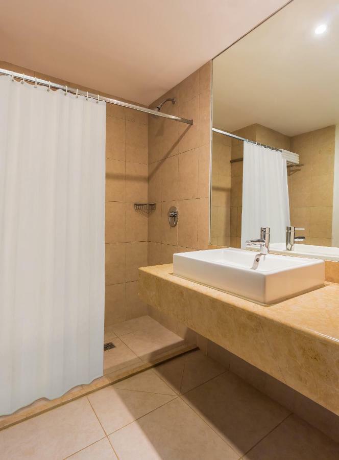 Hotel Yes Nuevo
